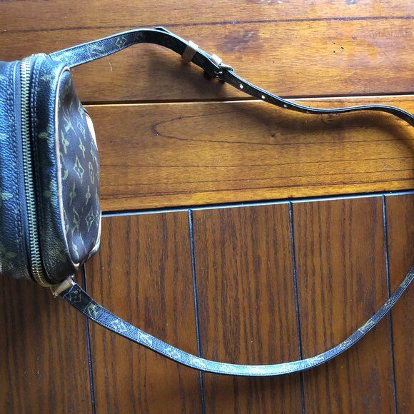 Louis Vuitton Amazone Bag Monogram Canvas, $3000 LV Bag AV Show - Picture 14 of 16